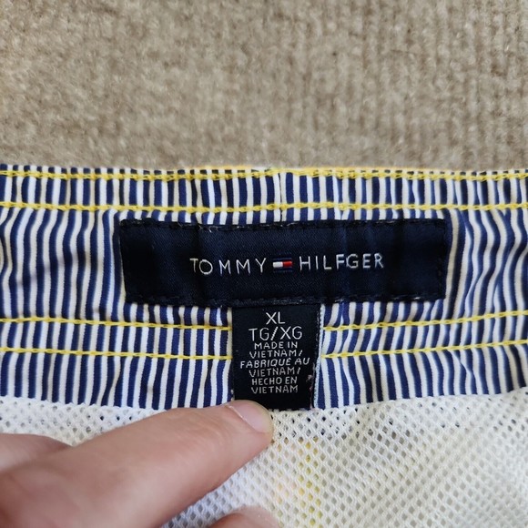 Tommy Hilfiger Trunks Mens XL Yellow Hawaiian Toucan Elastic Waist Swim Shorts - Picture 5 of 9